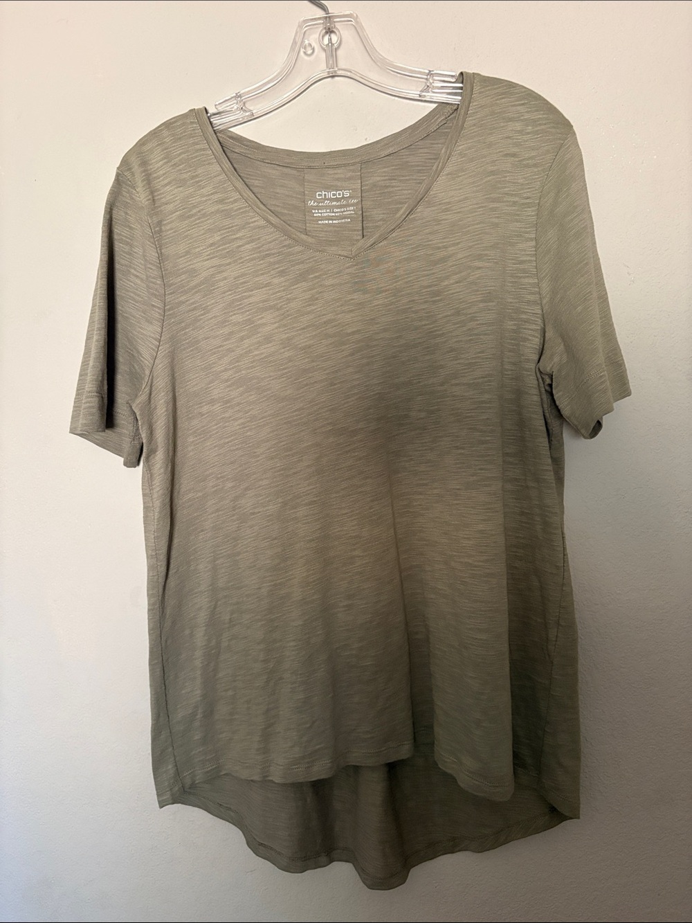 Chico’s the ultimate tee Size Medium 8-10